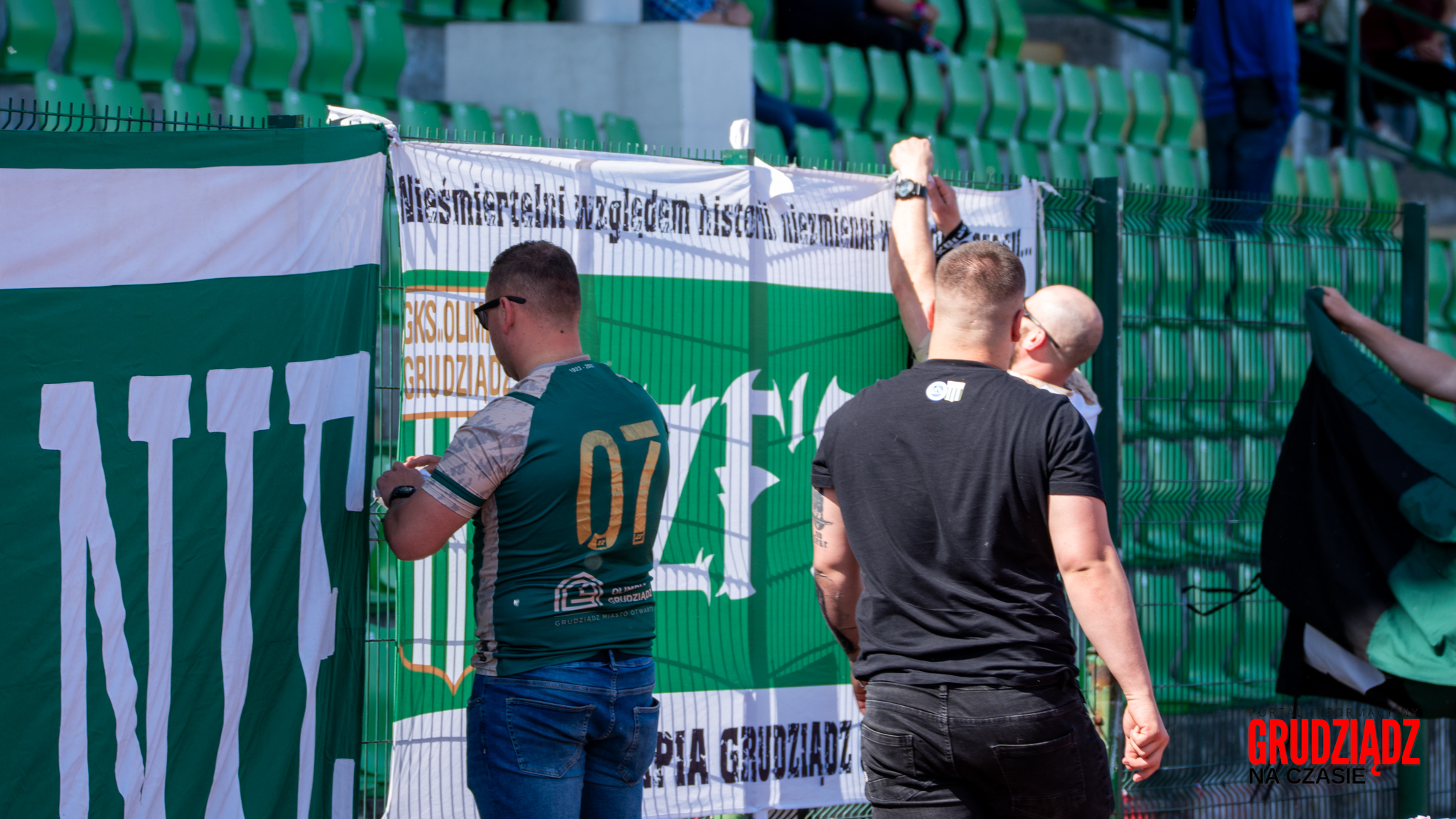 GrudziadzNaCzasie-204 Tak bawiliście się na meczu Olimpii Grudziądz z GKS Jastrzębie