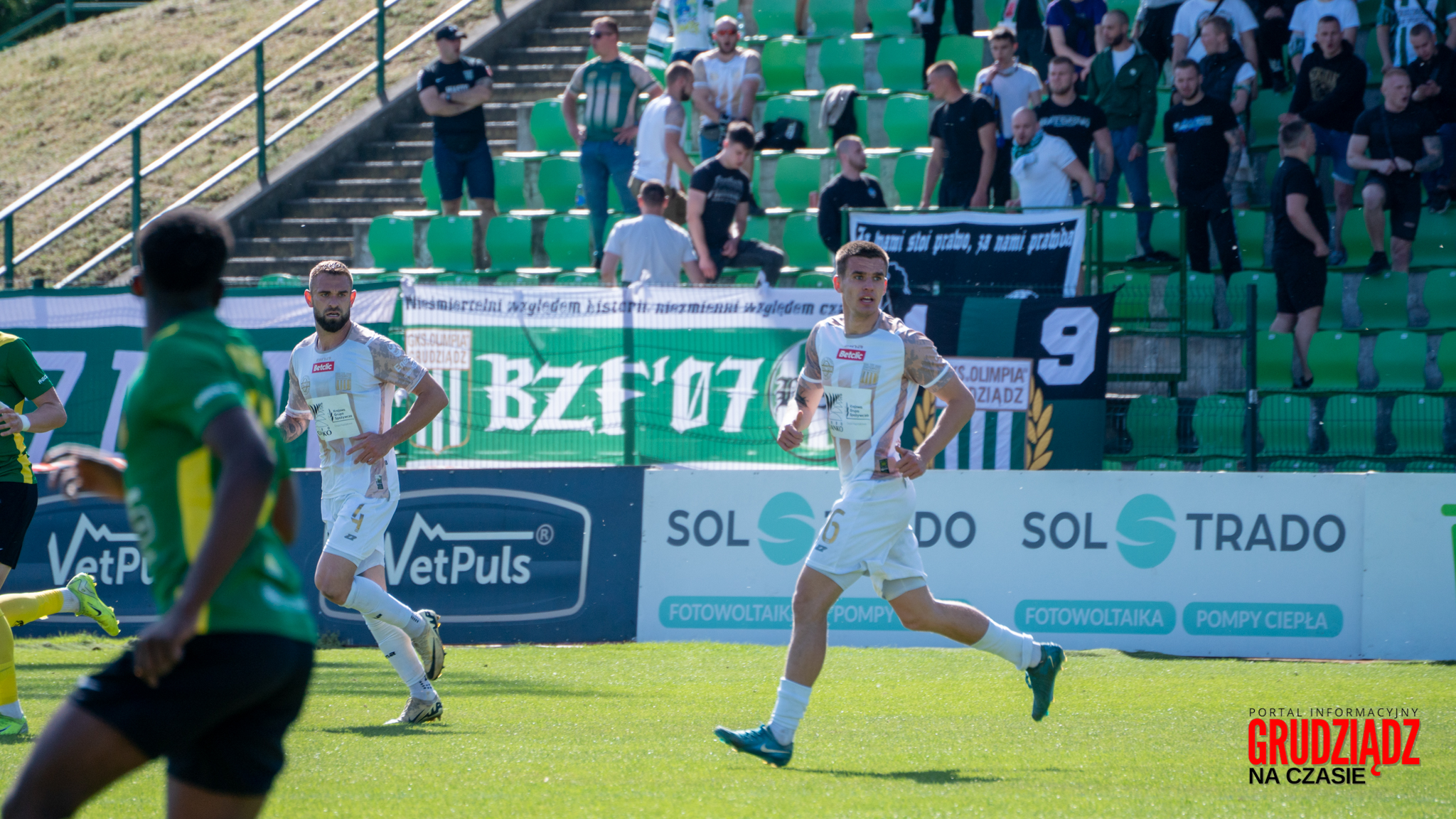 GrudziadzNaCzasie-262 Cenne zwycięstwo Olimpii. GKS Jastrzębie pokonane