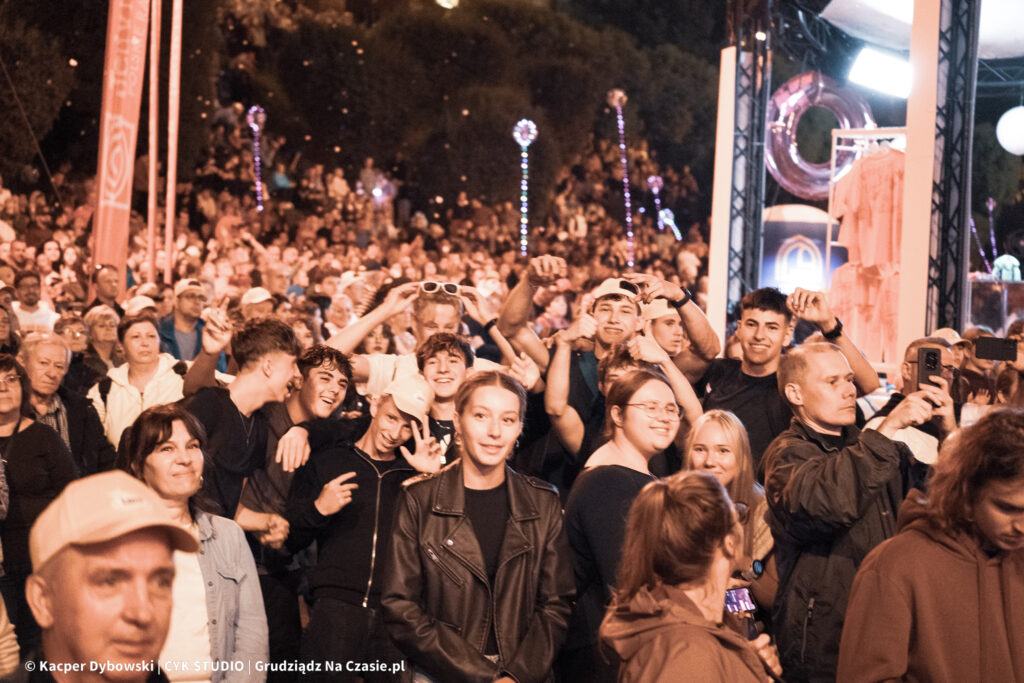 GrudziadzNaCzasie-890-1024x683 [ZDJĘCIA]🎶 Huczne zakończenie lata w Grudziądzu – wielki finał „Lata z Radiem i Telewizją Polską” - Część 1 fotorelacji