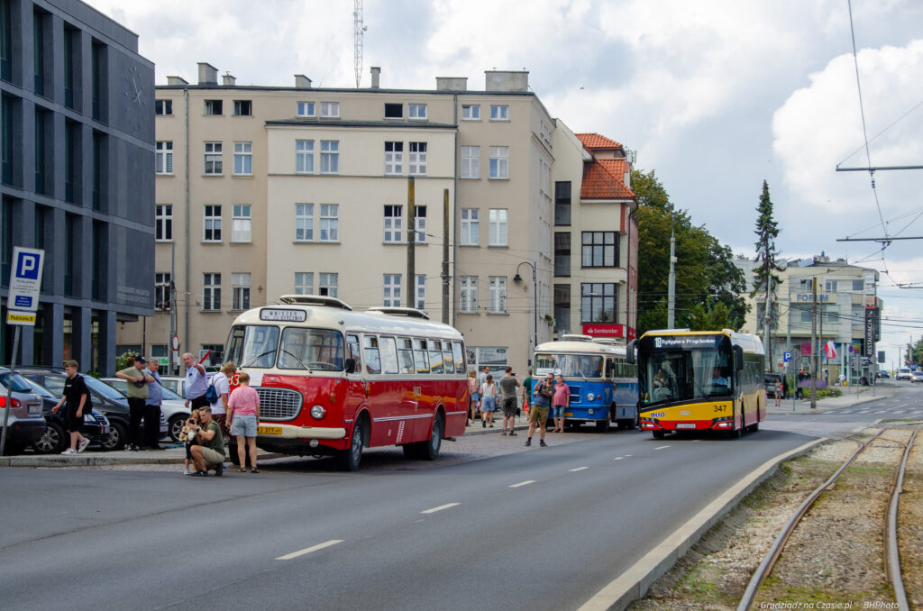 DSC_6368-1024x678 Zabytkowe autobusy na ulicach Grudziądza – wyjątkowa podróż w czasie!